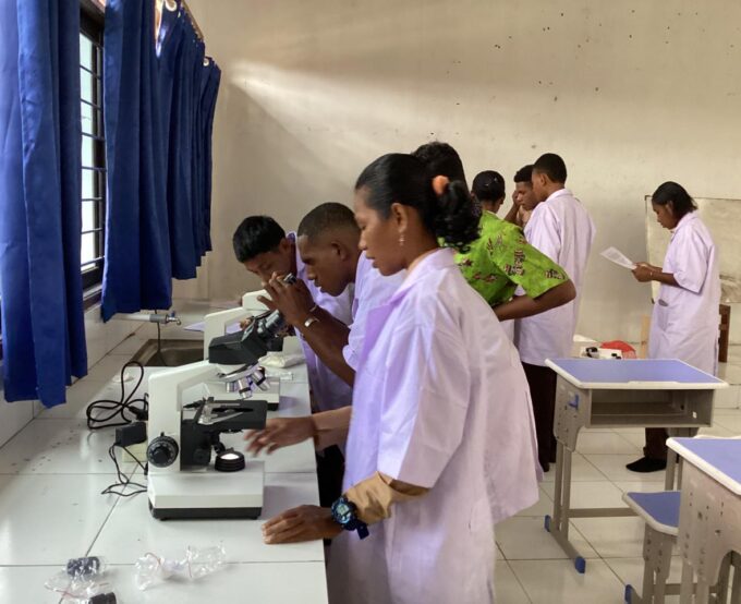 Lab STEM Biologi